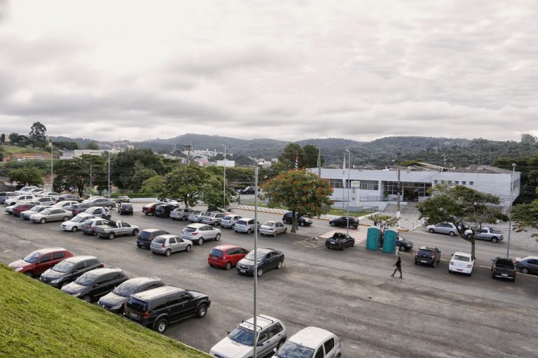 Prefeitura de Cotia libera dois novos pontos de internet gratuita 