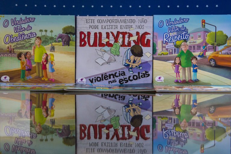 Cotia vai disponibilizar livros pedagógicos nos CRAS