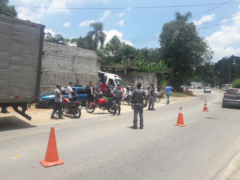 Polícia Militar realiza Operação Força Metropolitana em Itapecerica da Serra