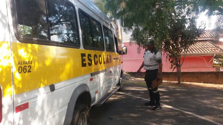 Janeiro é o mês de atualização obrigatória do transporte escolar em Cotia