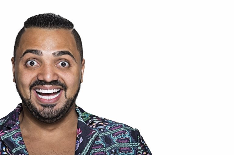 Tirulipa apresenta seu Stand Up “Não Sou o Cara, Mas Sou Filho Dele” nesta sexta em Taboão da Serra