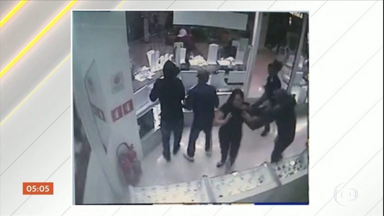 Vídeo e áudio mostram desespero durante roubo a joalheria no shopping Raposo