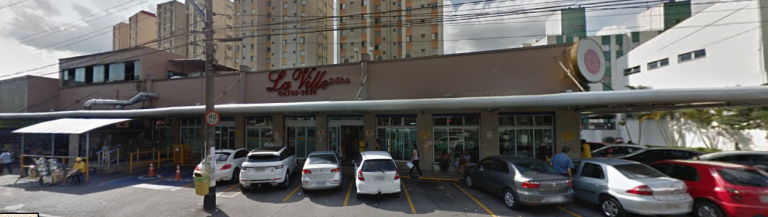 Bandido invade Padaria La Ville em Taboão da Serra