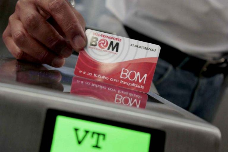 Emissão do cartão BOM é realizada até sexta-feira em Itapecerica da Serra