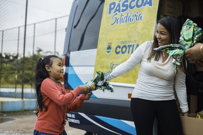 Fundo Social de Cotia dá largada às entregas do Projeto Páscoa Solidária