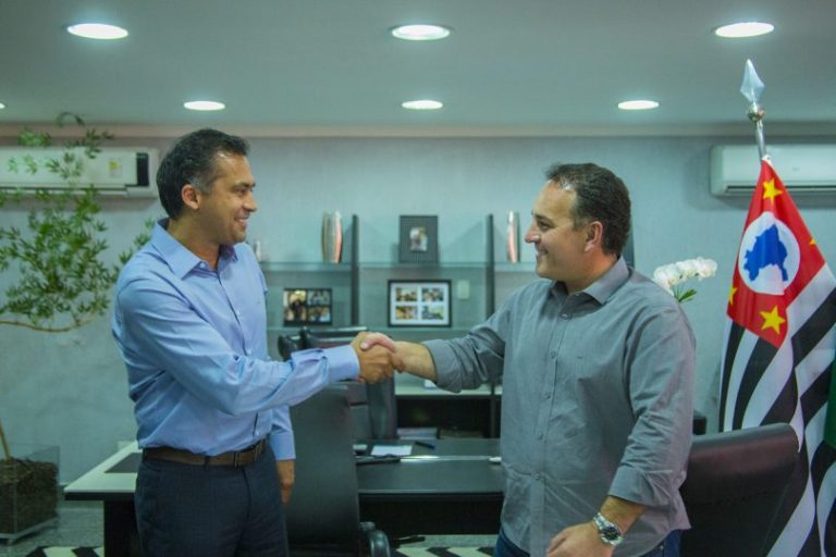 Justiça Eleitoral de Cotia cassa, pela 2ª vez, mandatos de prefeito e vice