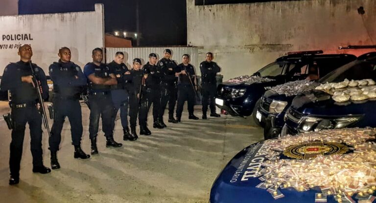 GCM apreende quase 6.500 porções de drogas em Embu das Artes; um foi preso