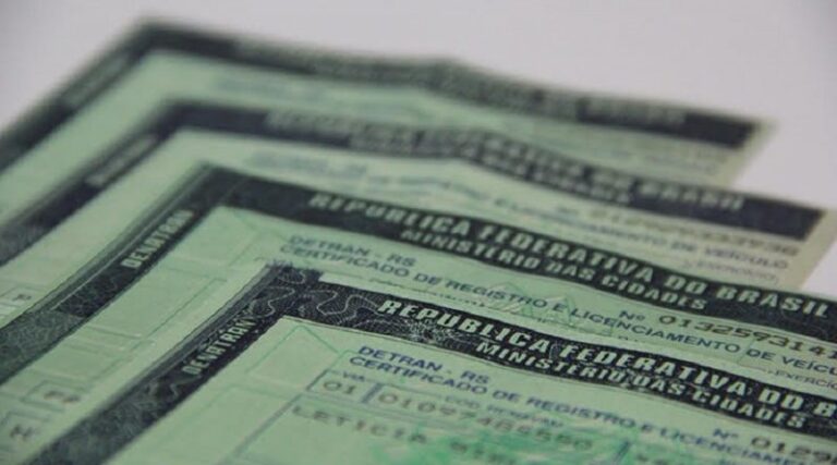 Detran.SP tem drive thru para entrega de documentos de veículos em Taboão da Serra