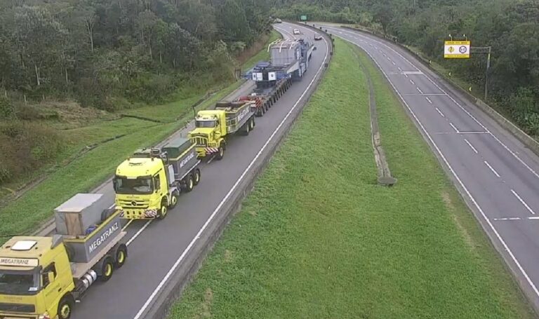 Durante nove dias cargas com medidas excedentes irão transpor a Régis Bittencourt