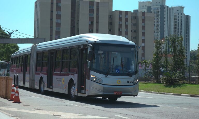 Novo ônibus Vai-Vem conectará Taboão da Serra à linha 4-Amarela do metrô