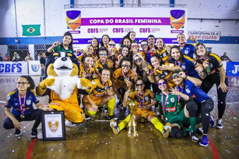 Equipe Taboão Magnus é tricampeã da Copa do Brasil de Futsal Feminino