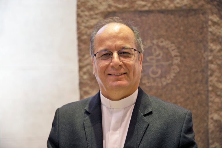 Rede Século 21 transmite a posse canônica do novo bispo da Diocese de Campo Limpo