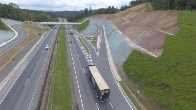 Arteris Régis Bittencourt inaugura novo trevo de retorno em Juquitiba-SP, na BR-116/SP