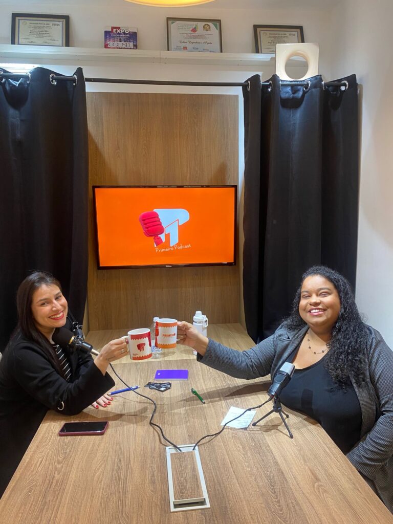 O Primeiro Podcast está de volta: Jornal Primeiro Notícias comemora 9 anos com nova temporada e estreia nesta quinta no YouTube