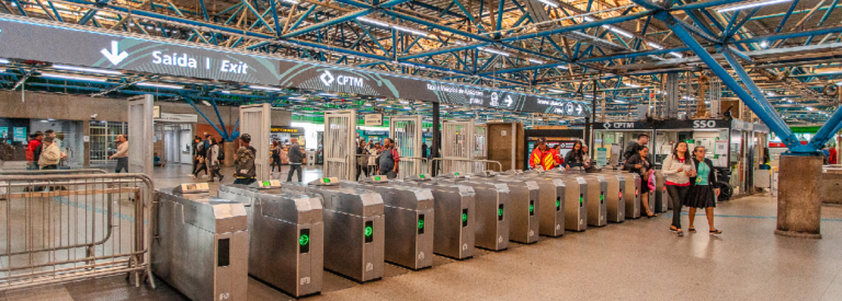 CPTM faz novo teste com robô de atendimento ao passageiro nesta quinta (14)