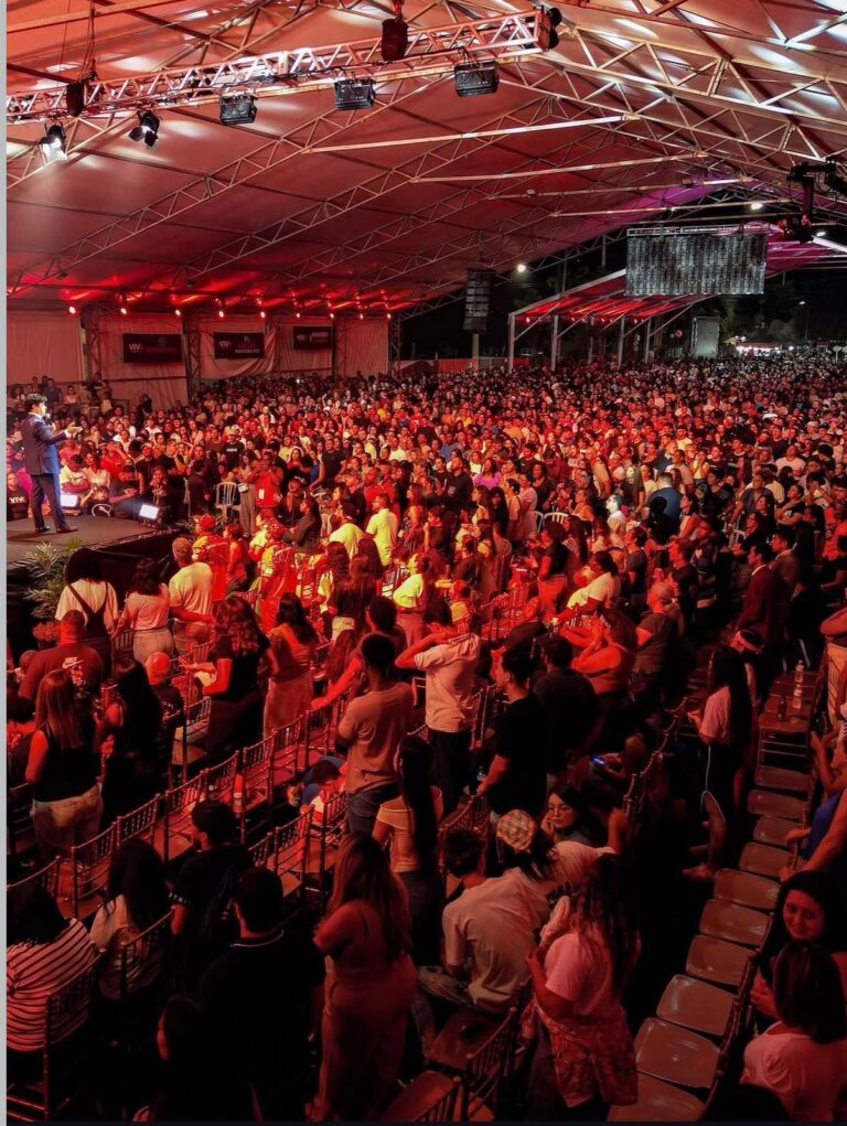 O evento Viva reuniu 20 mil pessoas no Parque Rizzo, em Embu das Artes