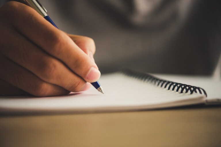 Inscrições abertas para a Educação de Jovens e Adultos (EJA), em Cotia