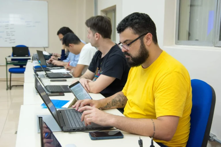 Últimos dias para se inscrever em 870 vagas em cursos profissionalizantes gratuitos